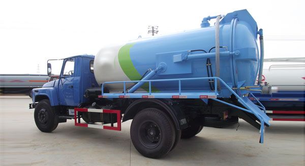 東風尖頭吸汙車