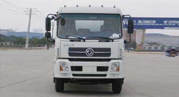 東風天錦吸汙車