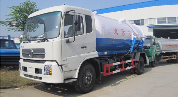 東風天錦吸汙車