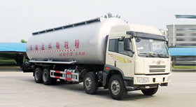 解放前四後八粉粒物料運輸車